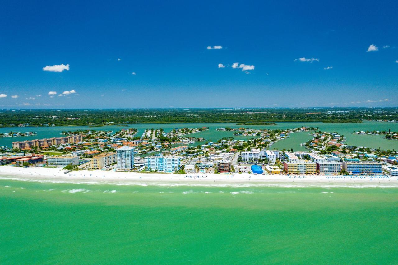 Grand Shores West 雷丁顿海岸 外观 照片