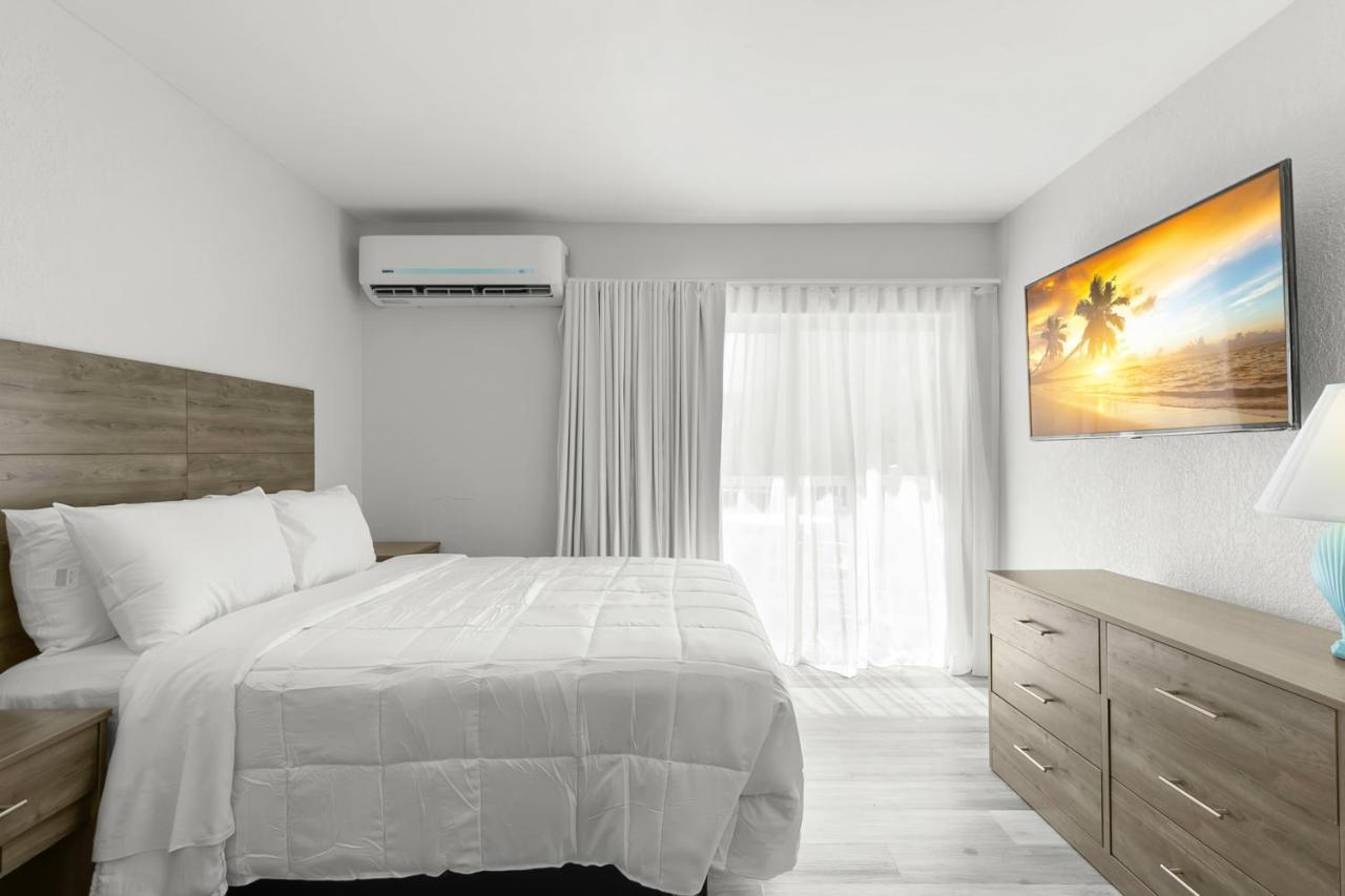 Grand Shores West 雷丁顿海岸 外观 照片
